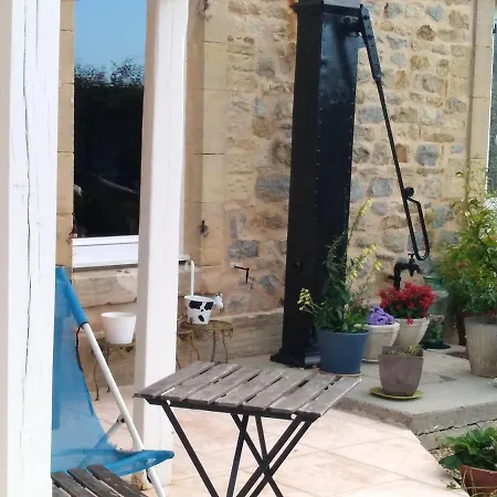 House With 4 Bedrooms In Sur Seulles With Enclosed Garden And Wifi 15 Km From The Beach *