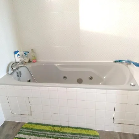 House With 4 Bedrooms In Sur Seulles With Enclosed Garden And Wifi 15 Km From The Beach * Condé-sur-Seulles