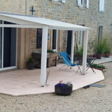 House With 4 Bedrooms In Sur Seulles With Enclosed Garden And Wifi 15 Km From The Beach Condé-sur-Seulles